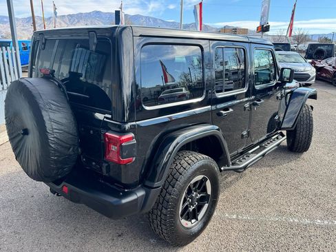 Used 2018 Jeep Wrangler Unlimited Rubicon AWD/4WD image 7