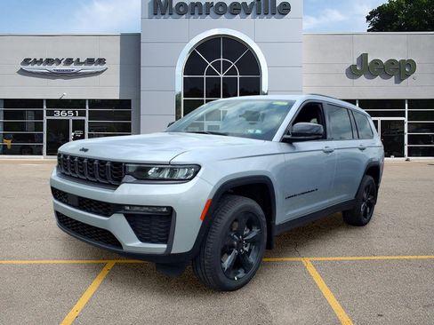 New 2026 Jeep Grand Cherokee L Limited AWD/4WD image 1