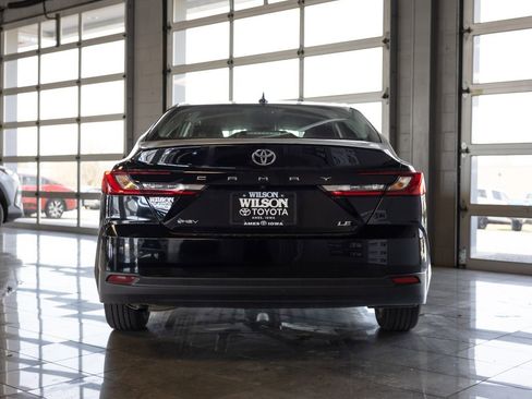 Used 2025 Toyota Camry LE FWD image 4