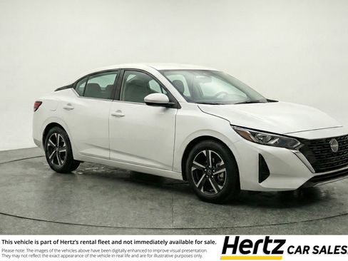 Used 2025 Nissan Sentra SV image 1