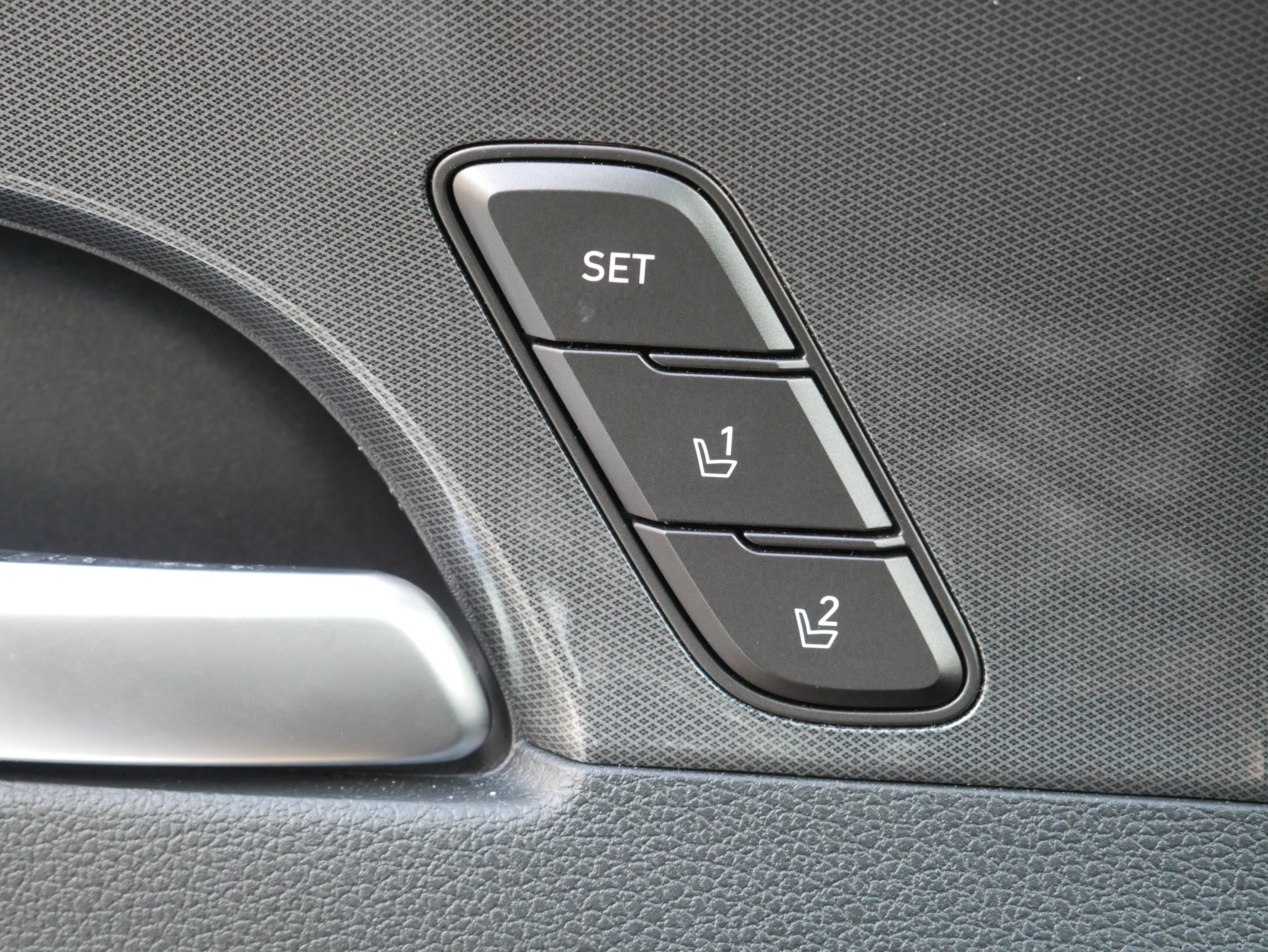 Used 2023 Hyundai Santa Fe Calligraphy AWD/4WD image 29