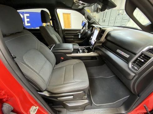 Used 2025 RAM 1500 Lone Star image 28