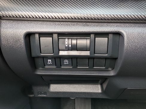 Certified 2021 Subaru Crosstrek 2.0i Premium image 18