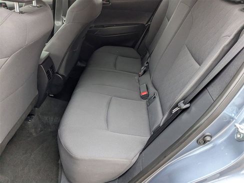 Used 2025 Toyota Corolla Cross LE image 26