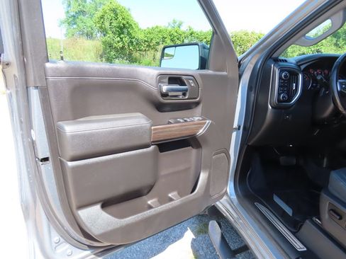 Certified 2019 Chevrolet Silverado 1500 RST AWD/4WD image 24