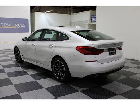 Used 2018 BMW 640i Gran Turismo xDrive w/ M Sport Package image 6
