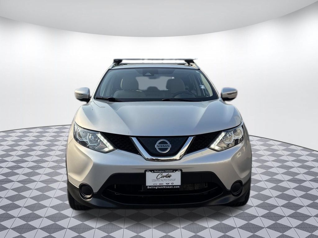 Used 2019 Nissan Rogue Sport SV AWD/4WD image 2