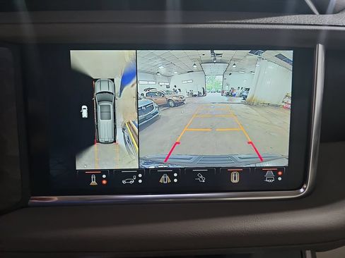 Certified 2024 GMC Yukon XL Denali w/ Advanced Technology Package AWD/4WD image 31