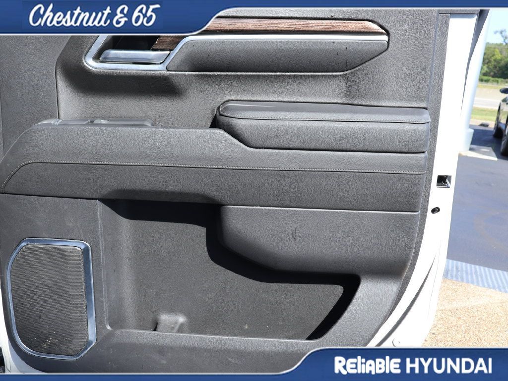 Used 2022 Chevrolet Silverado 1500 RST AWD/4WD image 11