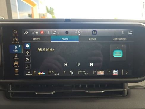 Certified 2025 Jeep Wrangler Unlimited Sahara AWD/4WD image 21