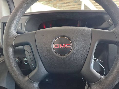 Used 2025 GMC Savana 2500 w/ Driver Convenience Package RWD image 3