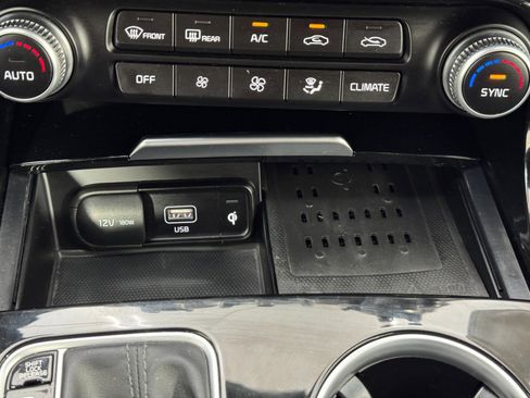 Used 2022 Kia Stinger GT-Line image 27