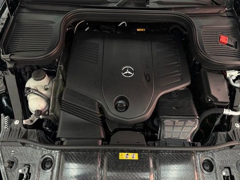 Certified 2026 Mercedes-Benz GLC 300 GLC 300 image 32