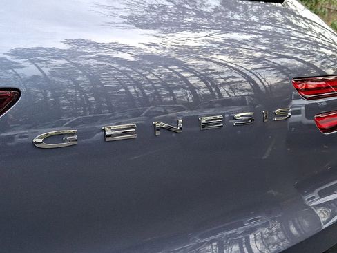 New 2026 Genesis GV70 2.5T Sport Prestige AWD/4WD image 19