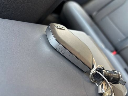 Used 2025 Kia K4 FWD image 23