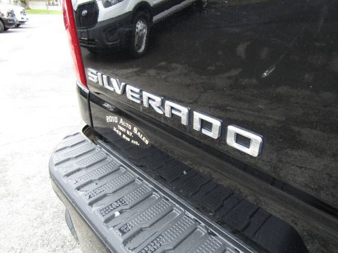 Used 2021 Chevrolet Silverado 2500 Custom w/ Custom Value Package AWD/4WD image 39