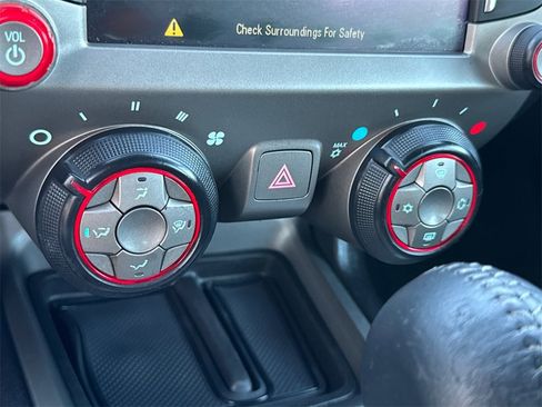 Used 2014 Chevrolet Camaro LT image 29