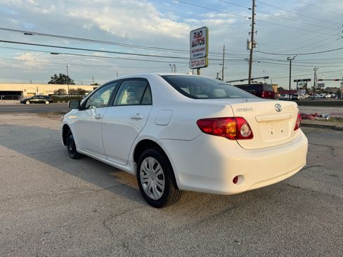 Used 2009 Toyota Corolla FWD image 5