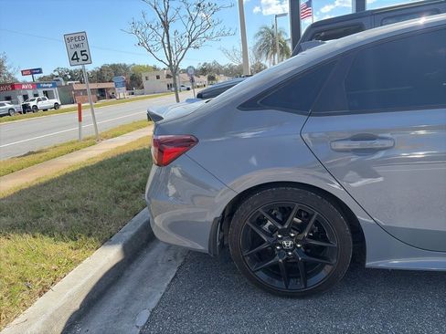 Used 2025 Honda Civic Sport image 6