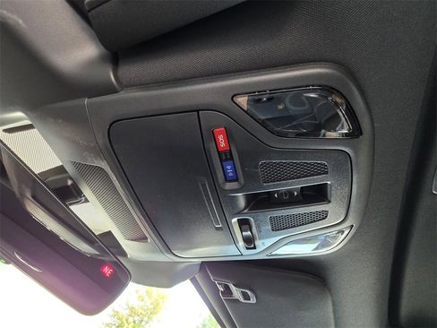 New 2025 Subaru Outback Wilderness image 33