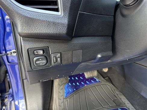 Used 2014 Toyota Corolla L image 15