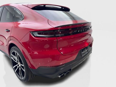 Used 2026 Porsche Cayenne Coupe AWD/4WD image 19