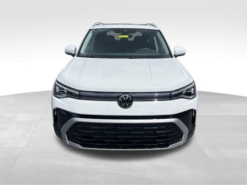 New 2026 Volkswagen Taos SEL AWD/4WD image 3