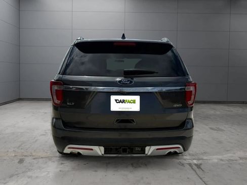 Used 2017 Ford Explorer XLT AWD/4WD image 3