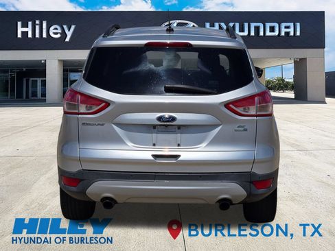 Used 2016 Ford Escape SE w/ Equipment Group 201A AWD/4WD image 7