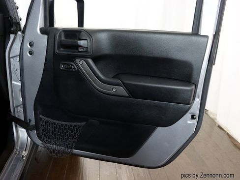 Used 2016 Jeep Wrangler Unlimited Sport w/ Quick Order Package 24S image 33