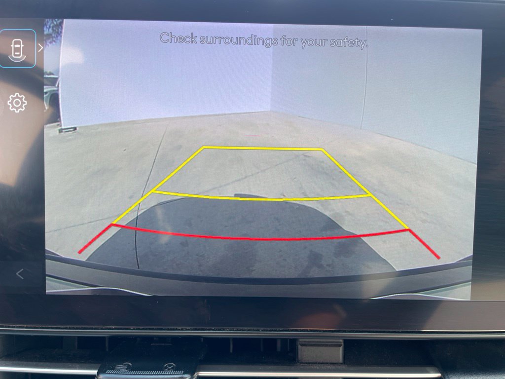 Used 2024 Hyundai Kona SEL FWD image 11
