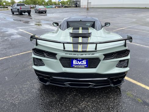 Used 2024 Chevrolet Corvette Stingray Premium Conv w/ Z51 Performance Package RWD image 5