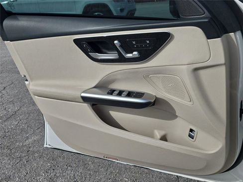 Used 2024 Mercedes-Benz C 300 Sedan image 13