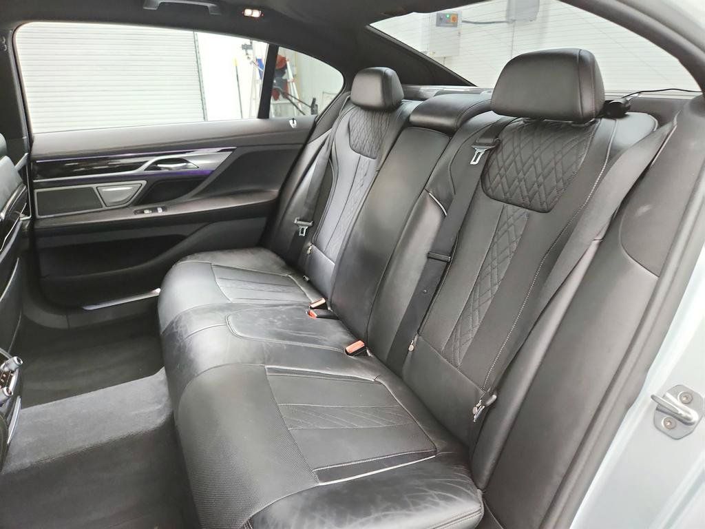 Used 2016 BMW 750i xDrive AWD/4WD image 24