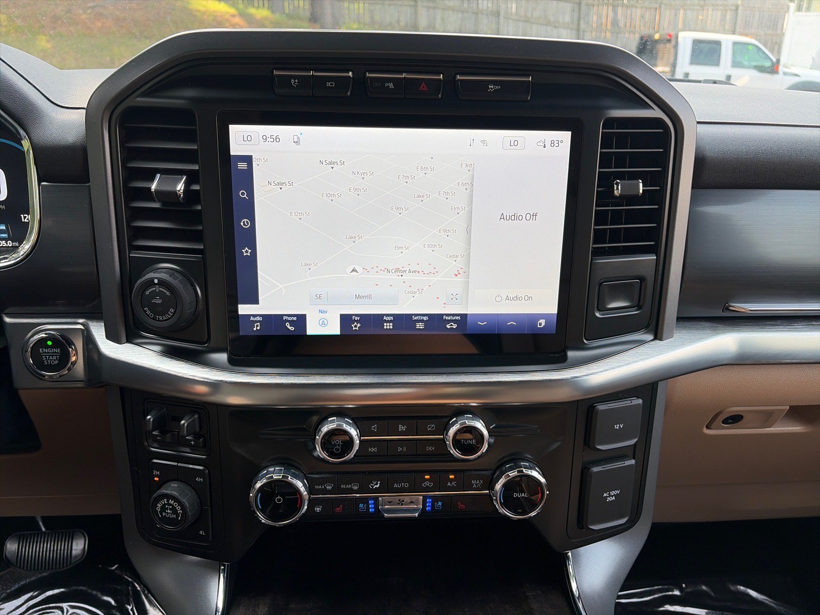 Used 2022 Ford F150 Lariat w/ Equipment Group 502A High AWD/4WD image 20