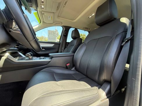 Certified 2024 MAZDA CX-90 Plug-In Hybrid w/ Preferred AWD/4WD image 38