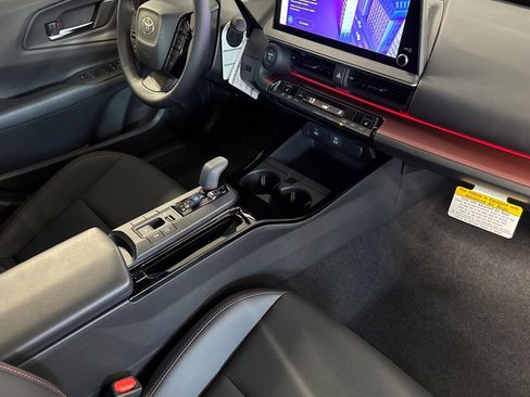 New 2026 Toyota Prius Plug-In Hybrid image 18