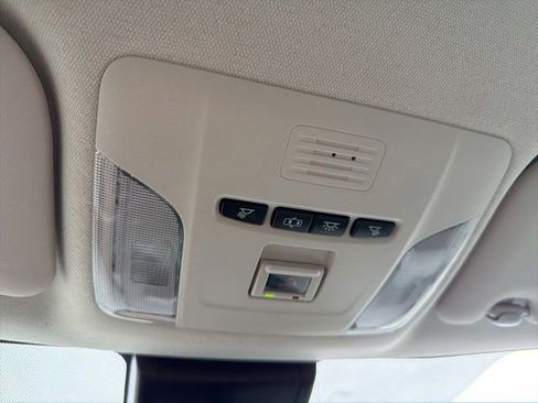 Used 2022 Toyota Corolla L FWD image 30