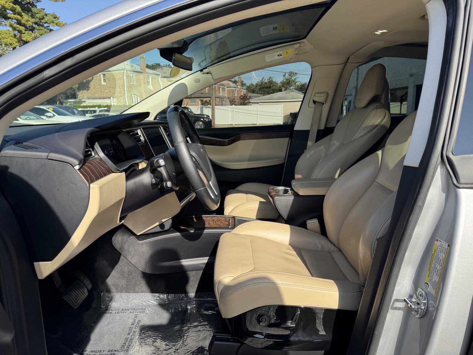 Used 2016 Tesla Model X 90D AWD/4WD image 21