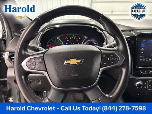 Used 2022 Chevrolet Traverse LT AWD/4WD image 17