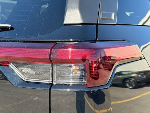 New 2026 Subaru Outback Limited AWD/4WD image 34