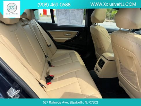 Used 2017 BMW 340i xDrive Sedan AWD/4WD image 25