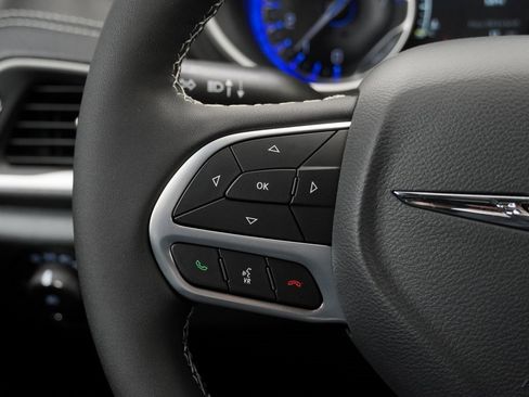 New 2026 Chrysler Pacifica Select image 25