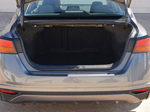 Used 2020 Nissan Altima 2.5 S image 9