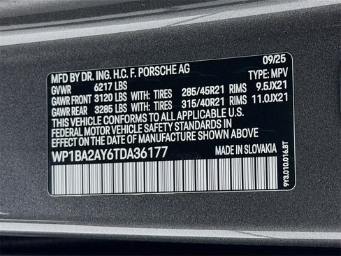 New 2026 Porsche Cayenne Coupe image 34