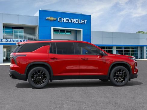 New 2026 Chevrolet Traverse LT w/ Midnight/Sport Edition FWD image 5