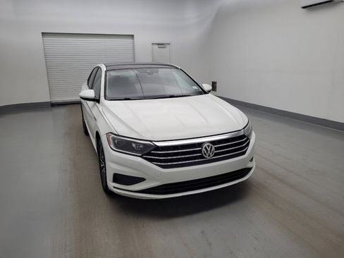 Used 2019 Volkswagen Jetta SEL FWD image 14