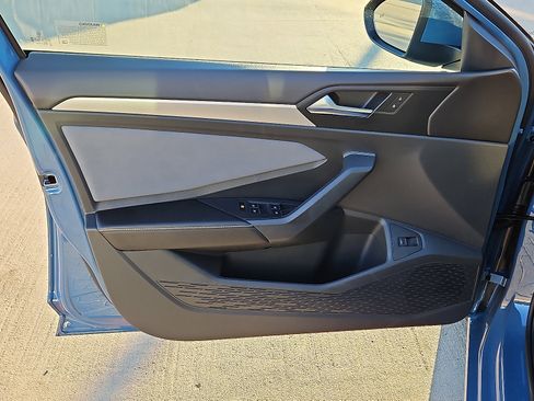 New 2026 Volkswagen Jetta SE image 12