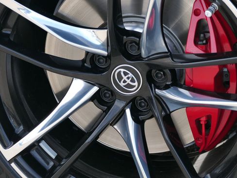 Used 2020 Toyota Supra Premium w/ Driver Assist Package image 10