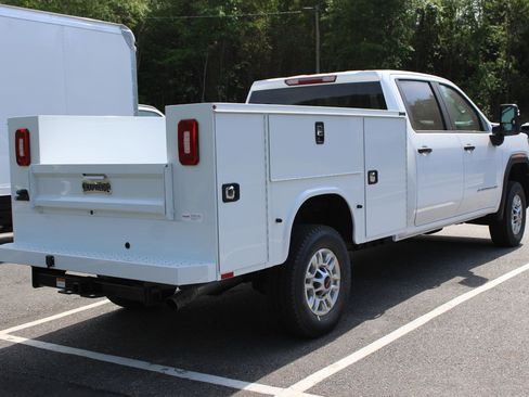 New 2026 GMC Sierra 2500 Pro w/ Convenience Package AWD/4WD image 4